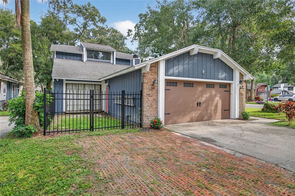 Photo of 28 Baymeadow Court, Ormond Beach, FL 32174 (MLS # FC313373)