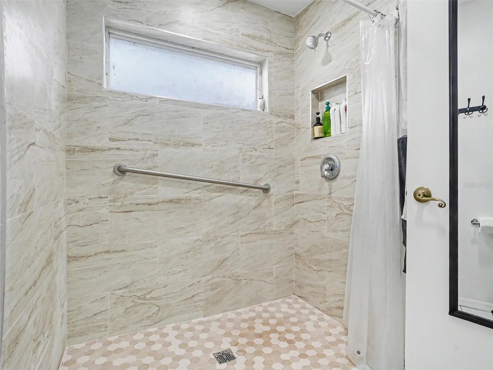 BVL UNIT 10 2ND ADD - Residential