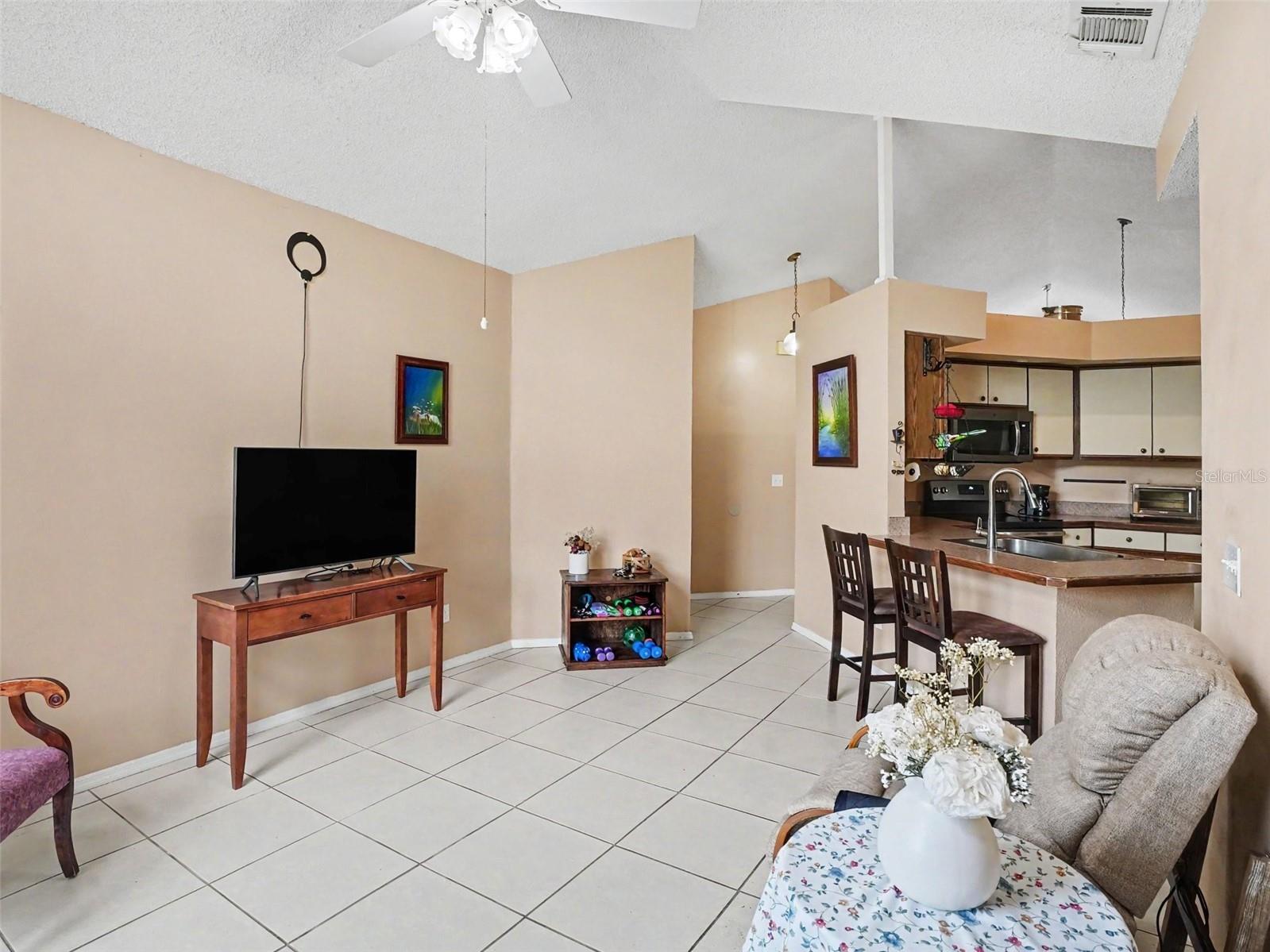BVL UNIT 10 2ND ADD - Residential