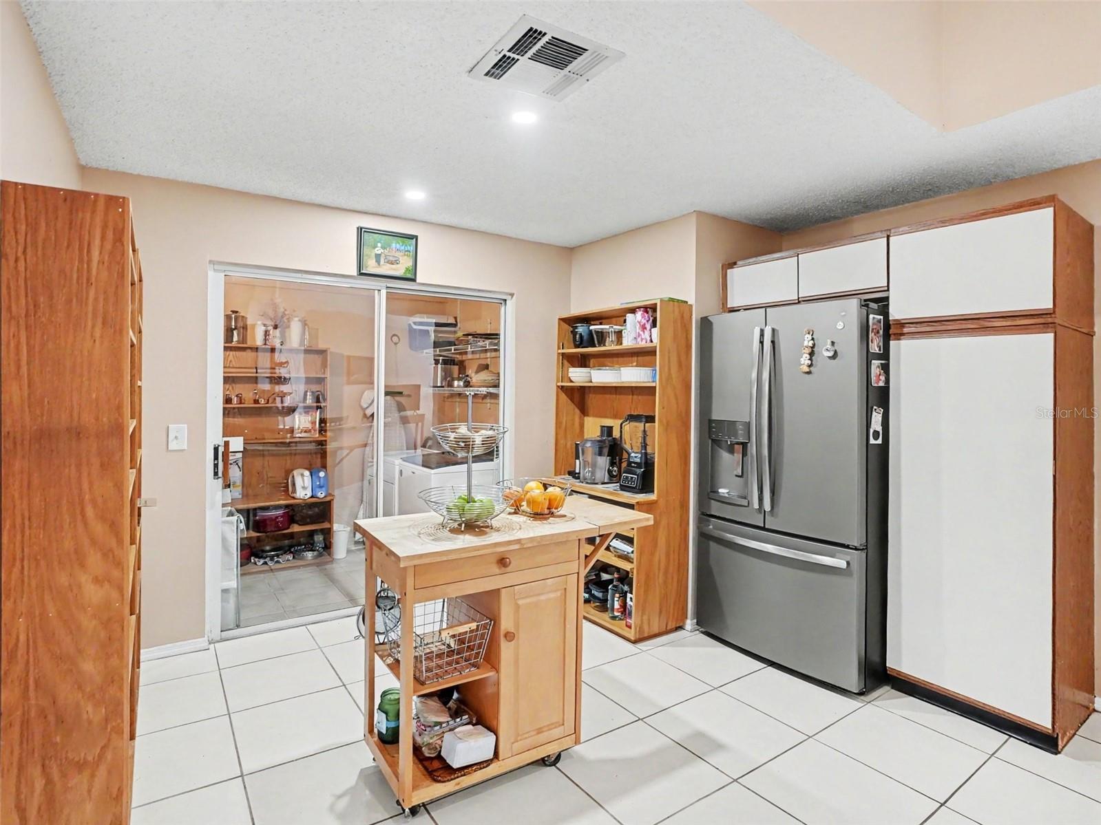 BVL UNIT 10 2ND ADD - Residential