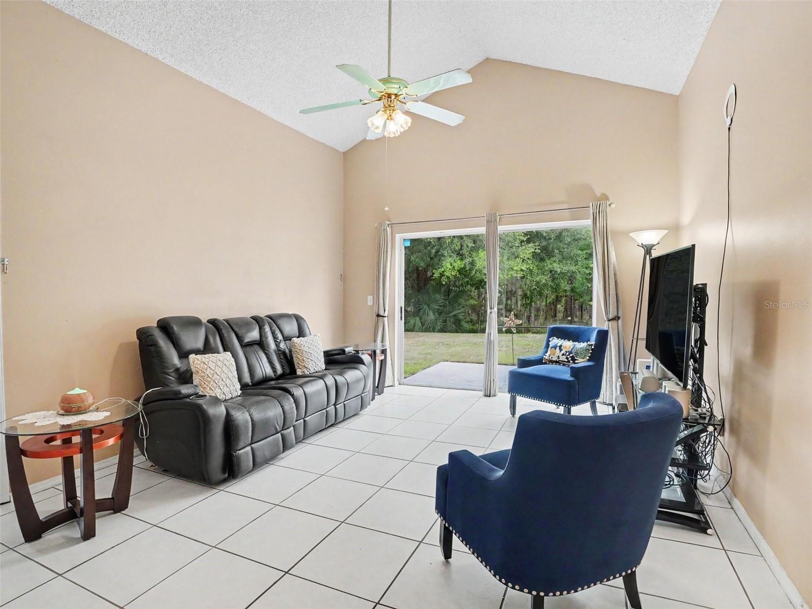 BVL UNIT 10 2ND ADD - Residential