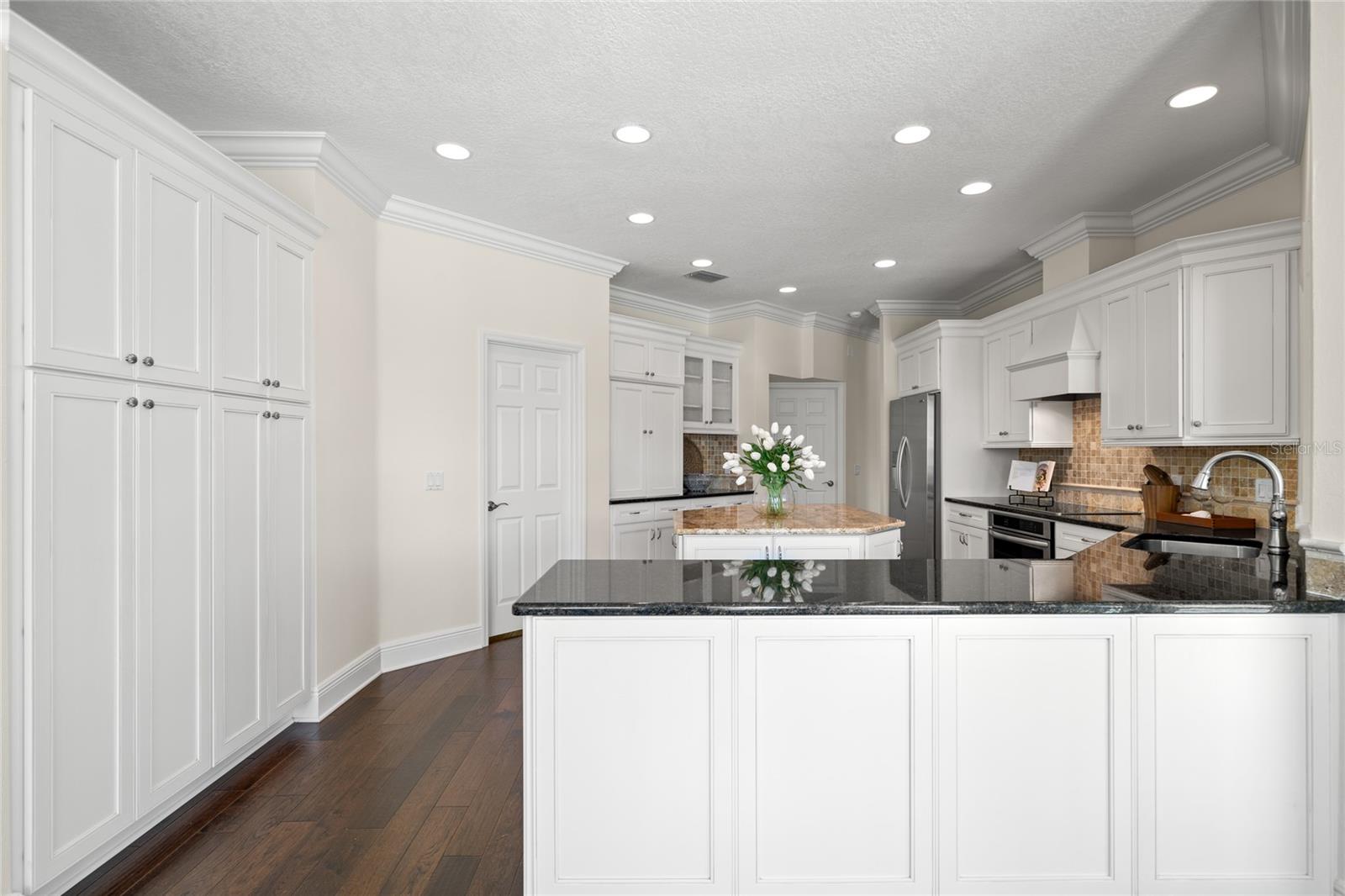 SUNSET PARK ISLES UNIT 3 - Residential