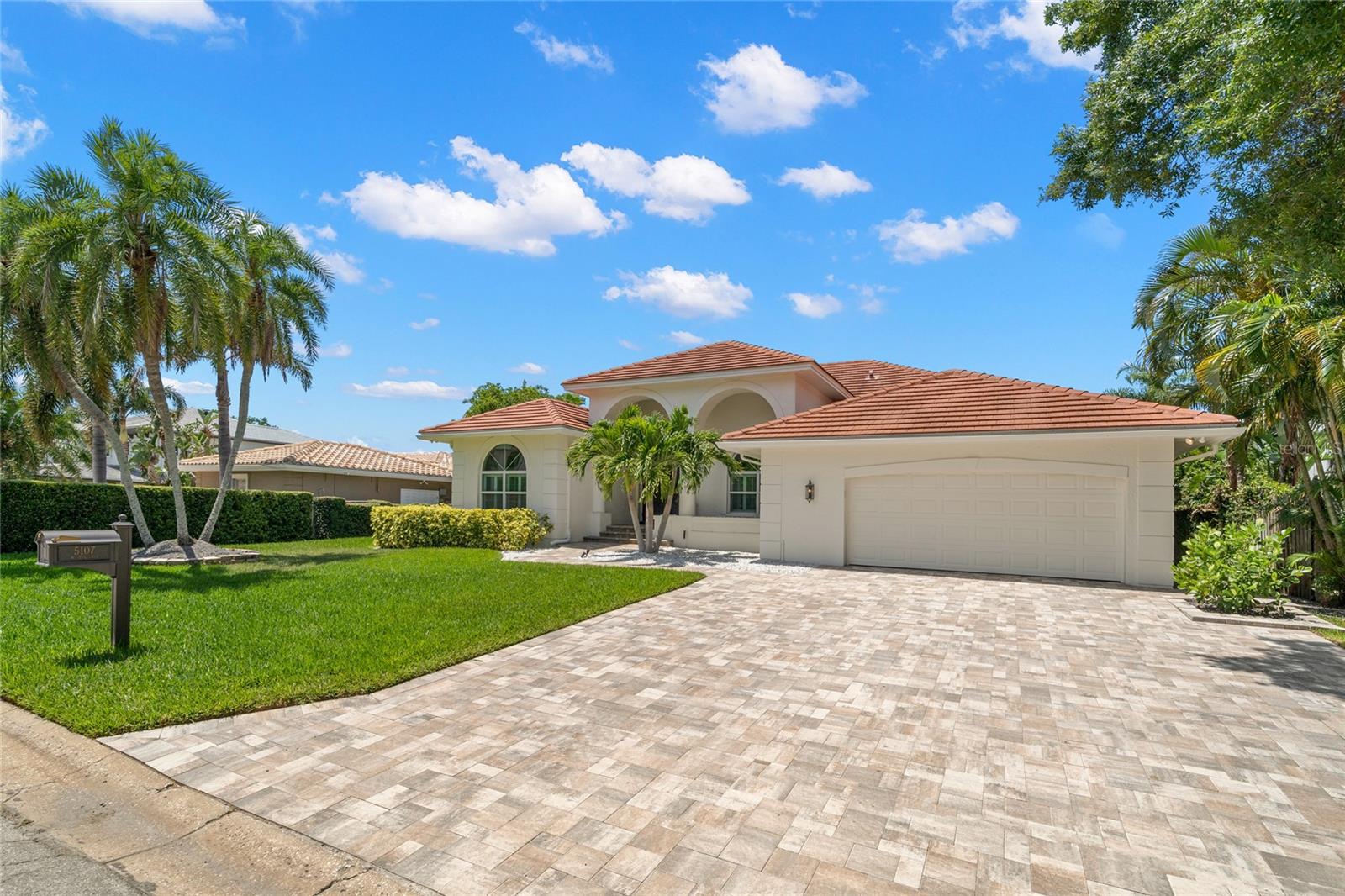 SUNSET PARK ISLES UNIT 3 - Residential