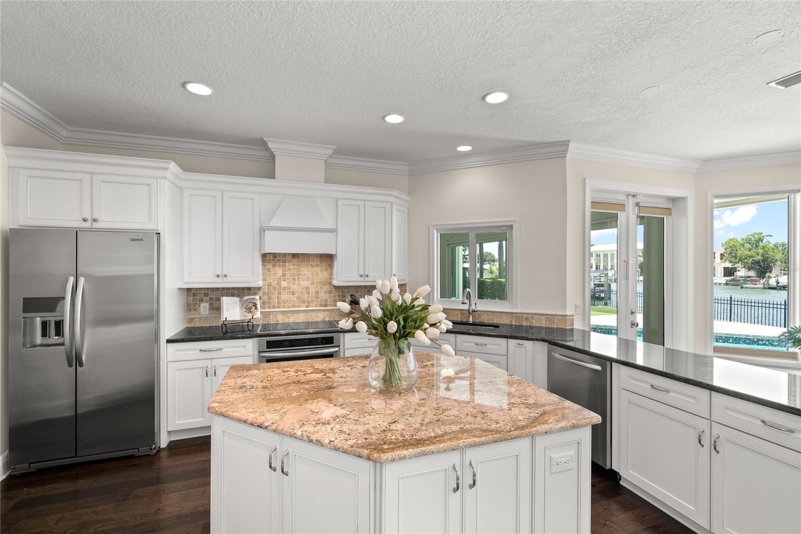 SUNSET PARK ISLES UNIT 3 - Residential