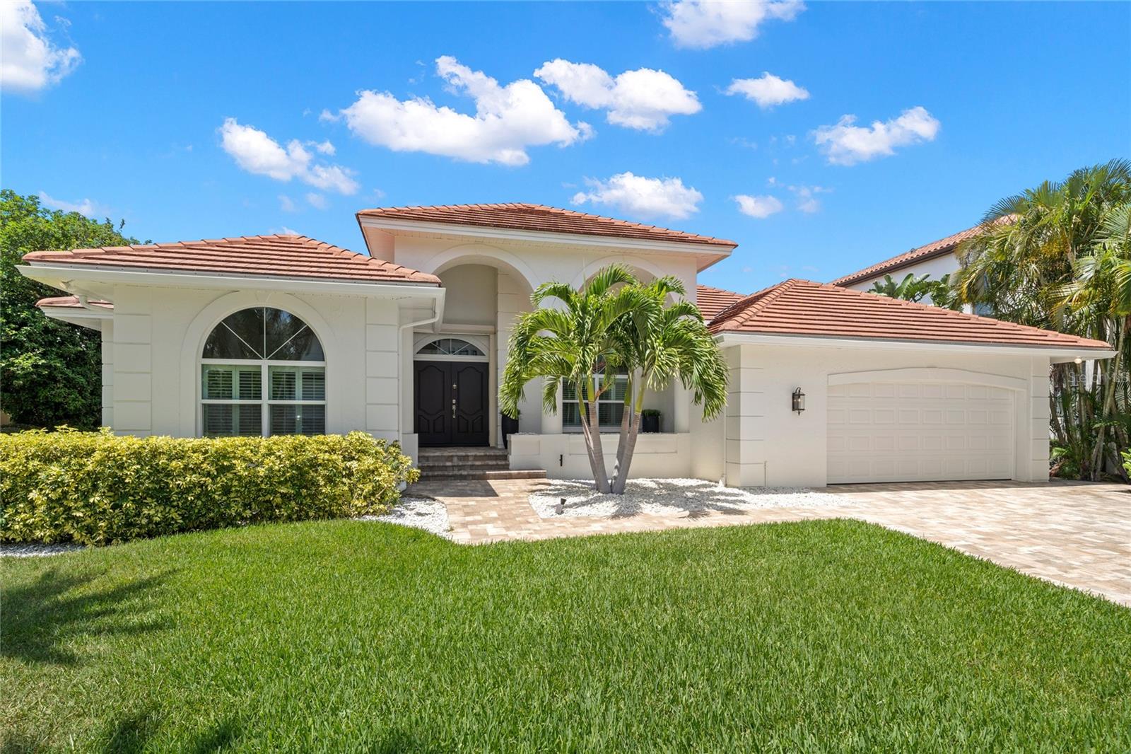 SUNSET PARK ISLES UNIT 3 - Residential