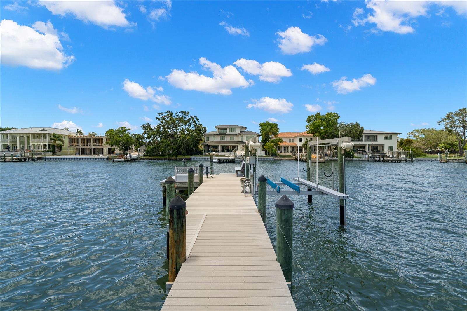 SUNSET PARK ISLES UNIT 3 - Residential