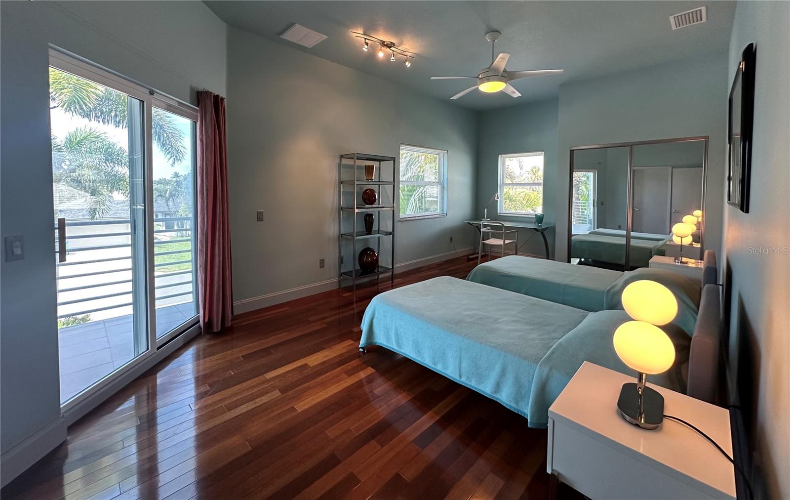 WINSTON ESTATES - Residential