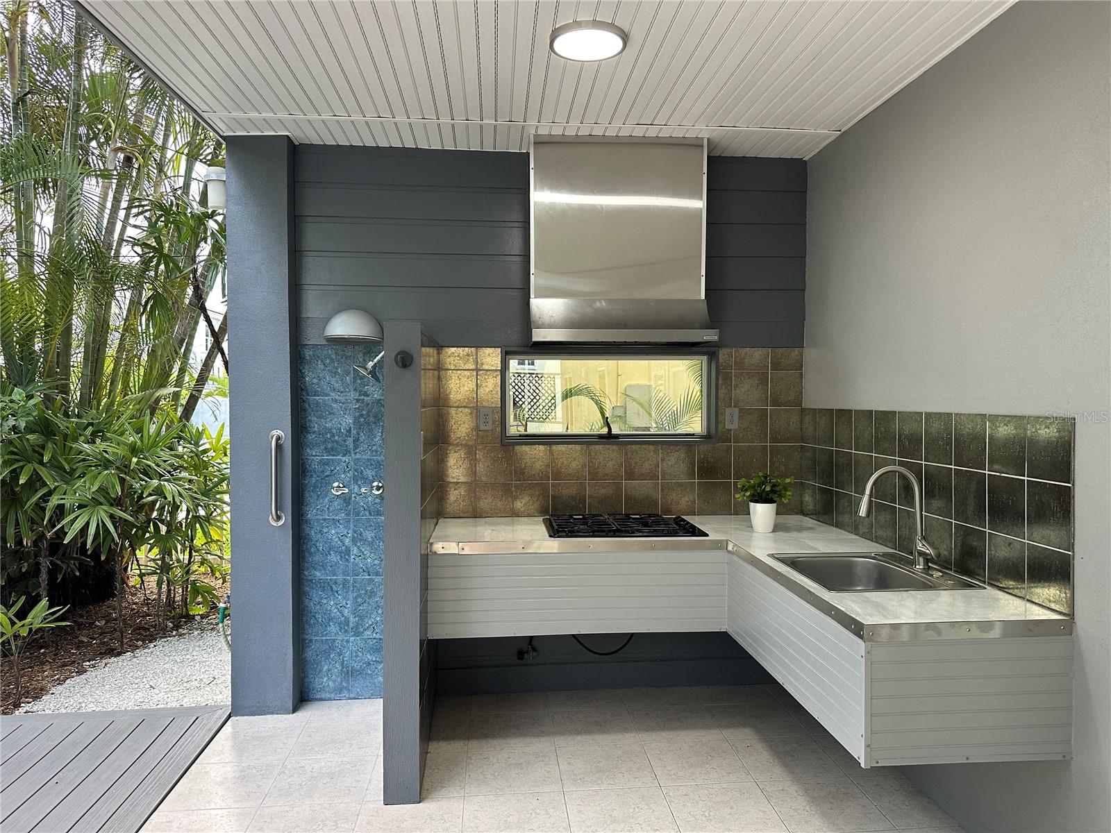 WINSTON ESTATES - Residential
