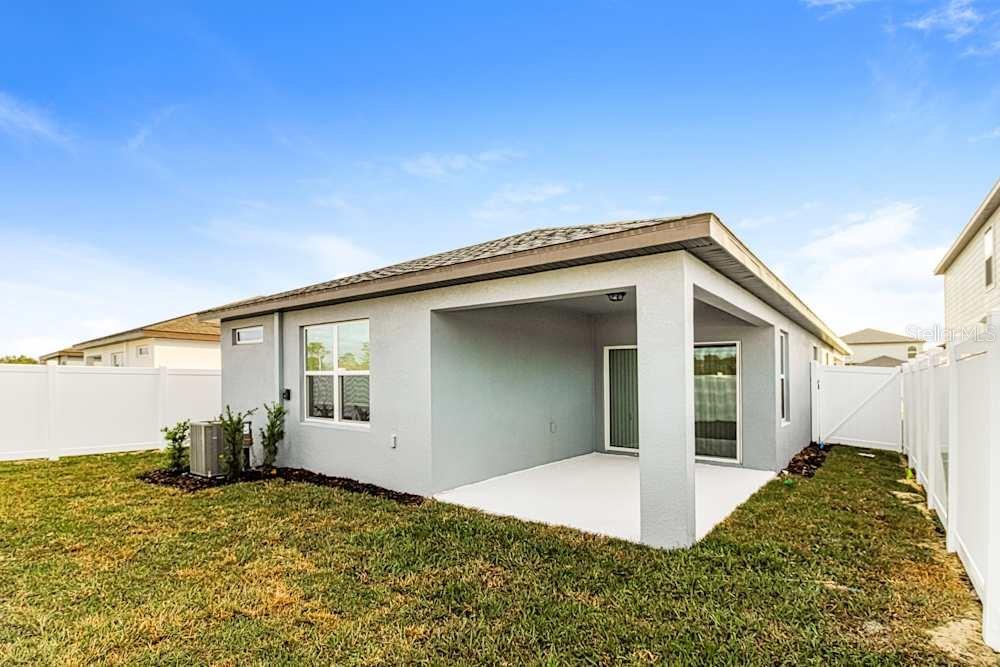 CALDERA PH 3 & 4 - Residential Lease