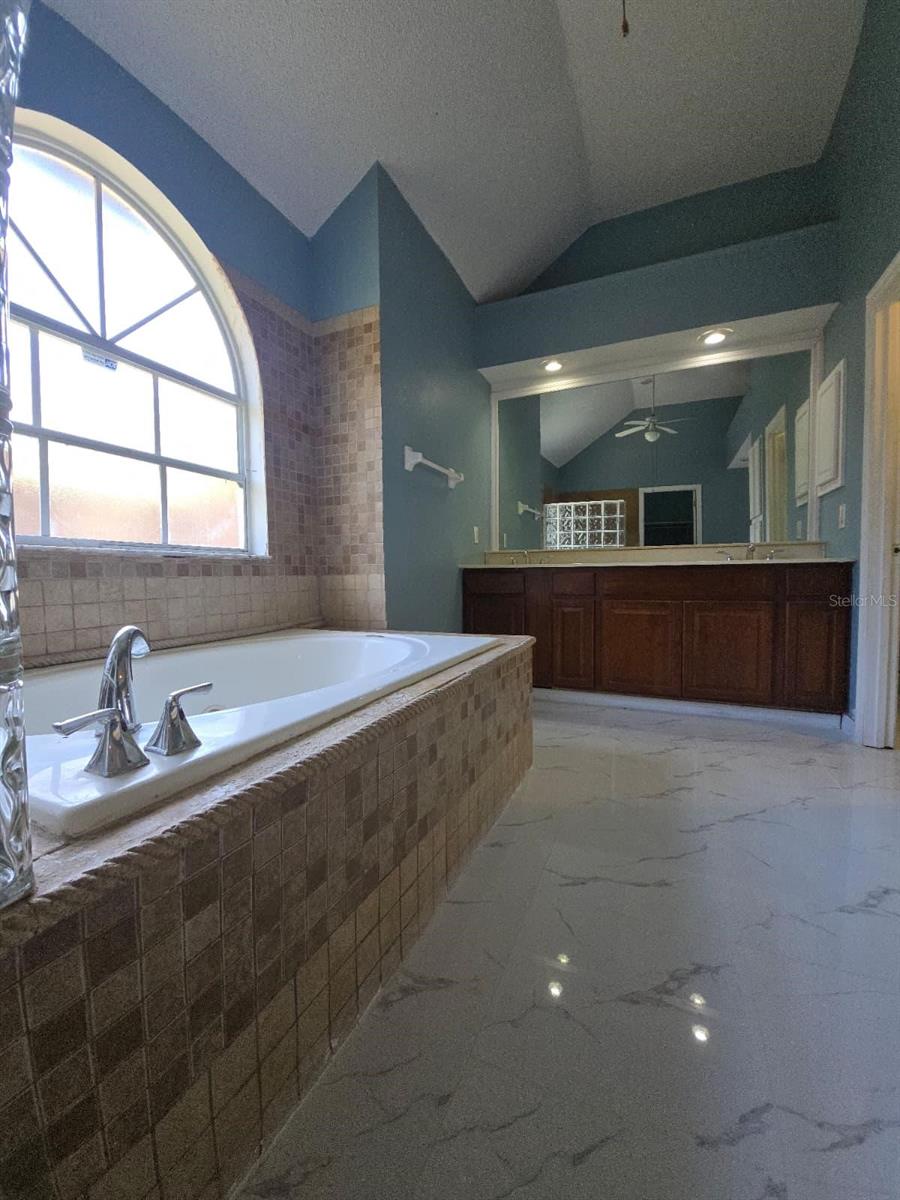 WESTOVER HILLS - Residential Lease