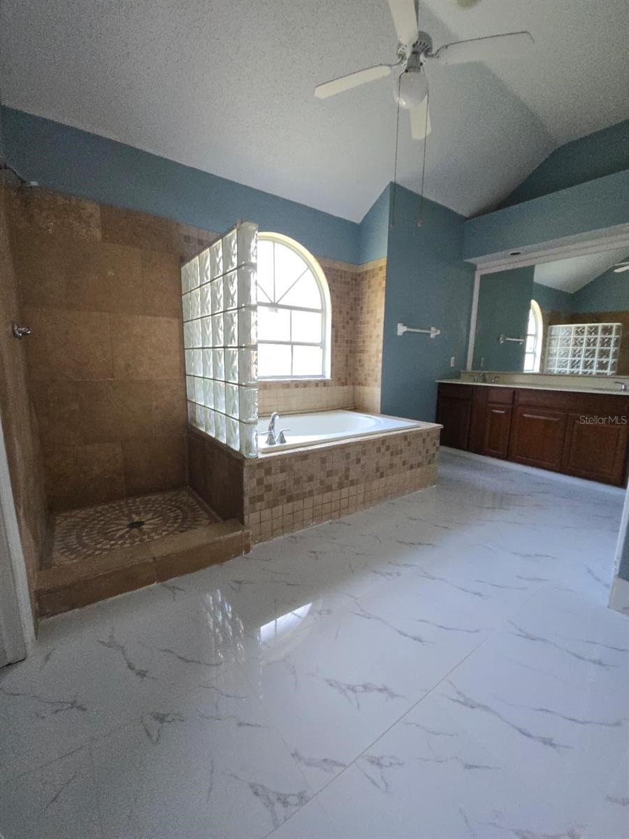 WESTOVER HILLS - Residential Lease