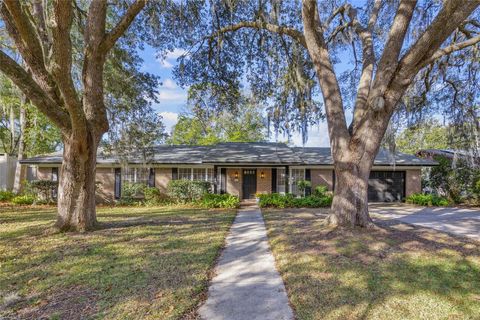 Photo of 2110 NW 46th Street, Gainesville, FL 32605 (MLS # GC536186)