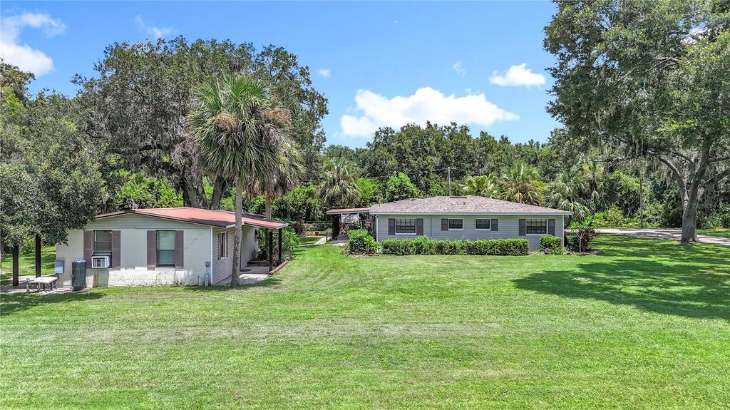 Photo of 3804 Gallagher Road, Dover, FL 33527 (MLS # TB8414259)