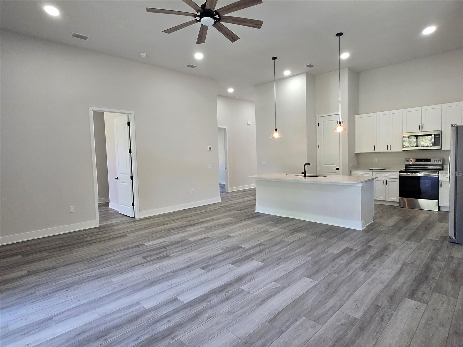 TURKEY CREEK - Residential Lease