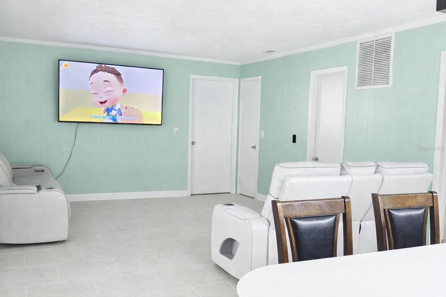 VAN SANT SUB - Residential