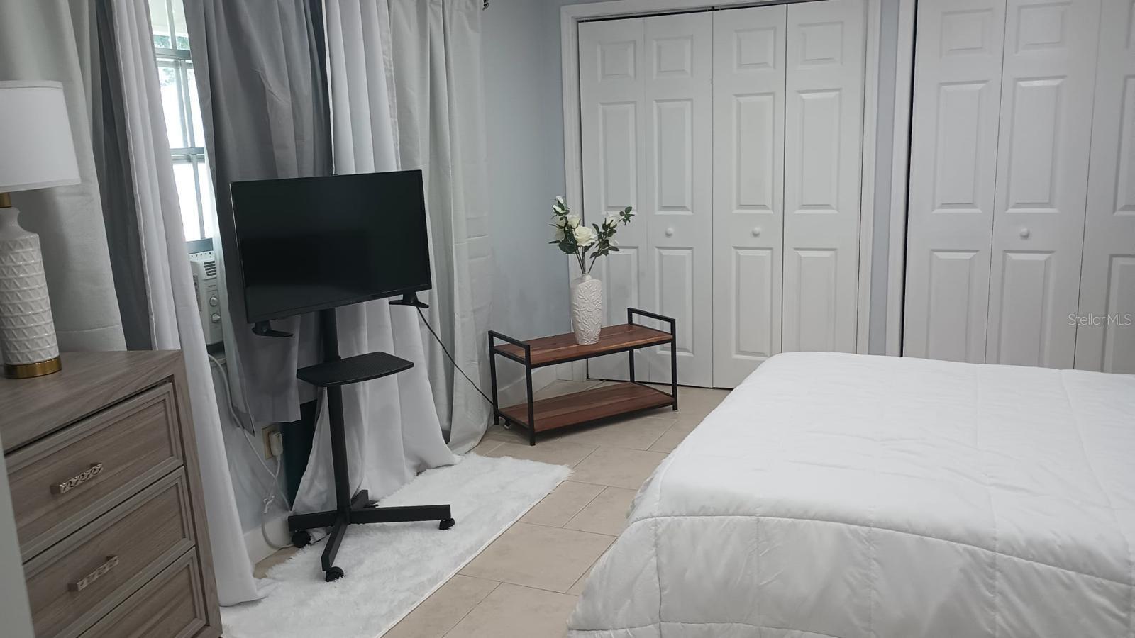 VAN SANT SUB - Residential