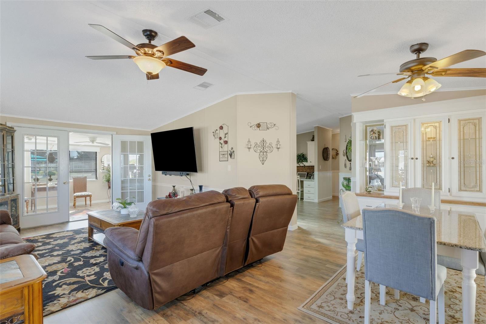 RIDGEWOOD OAKS PH II & III - Residential