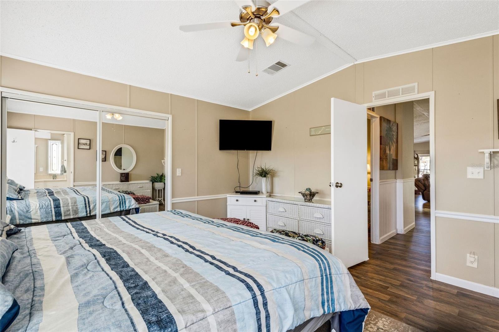 RIDGEWOOD OAKS PH II & III - Residential