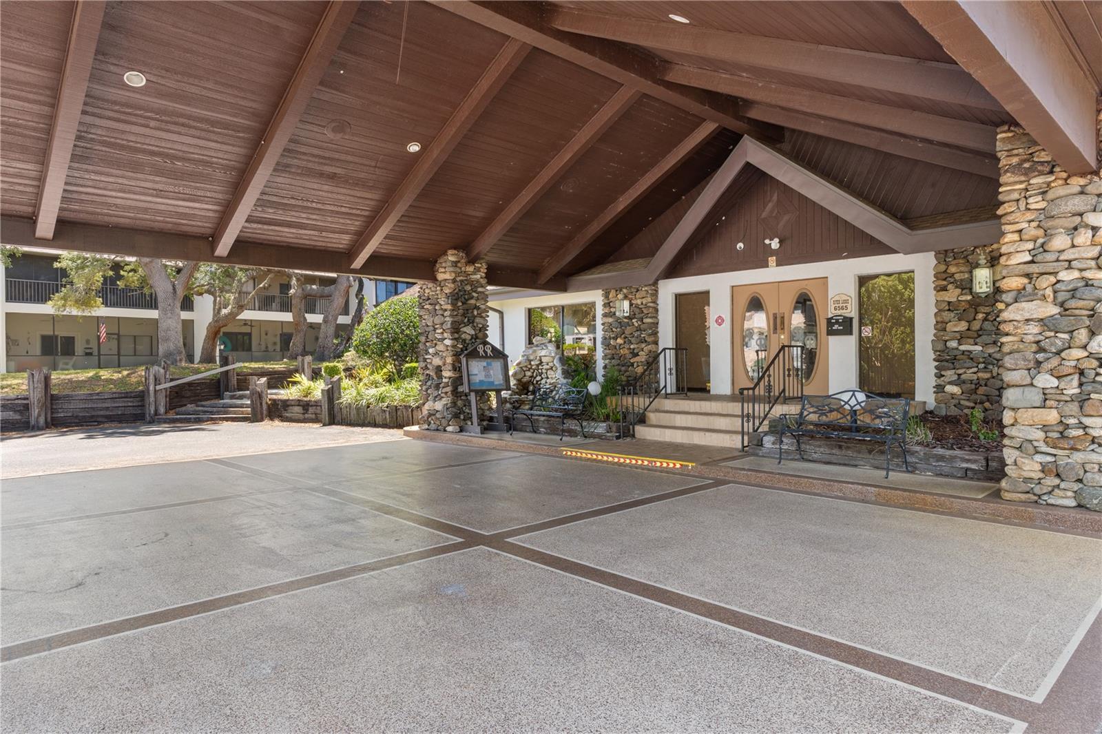 RIVER RUN CONDO - Residential