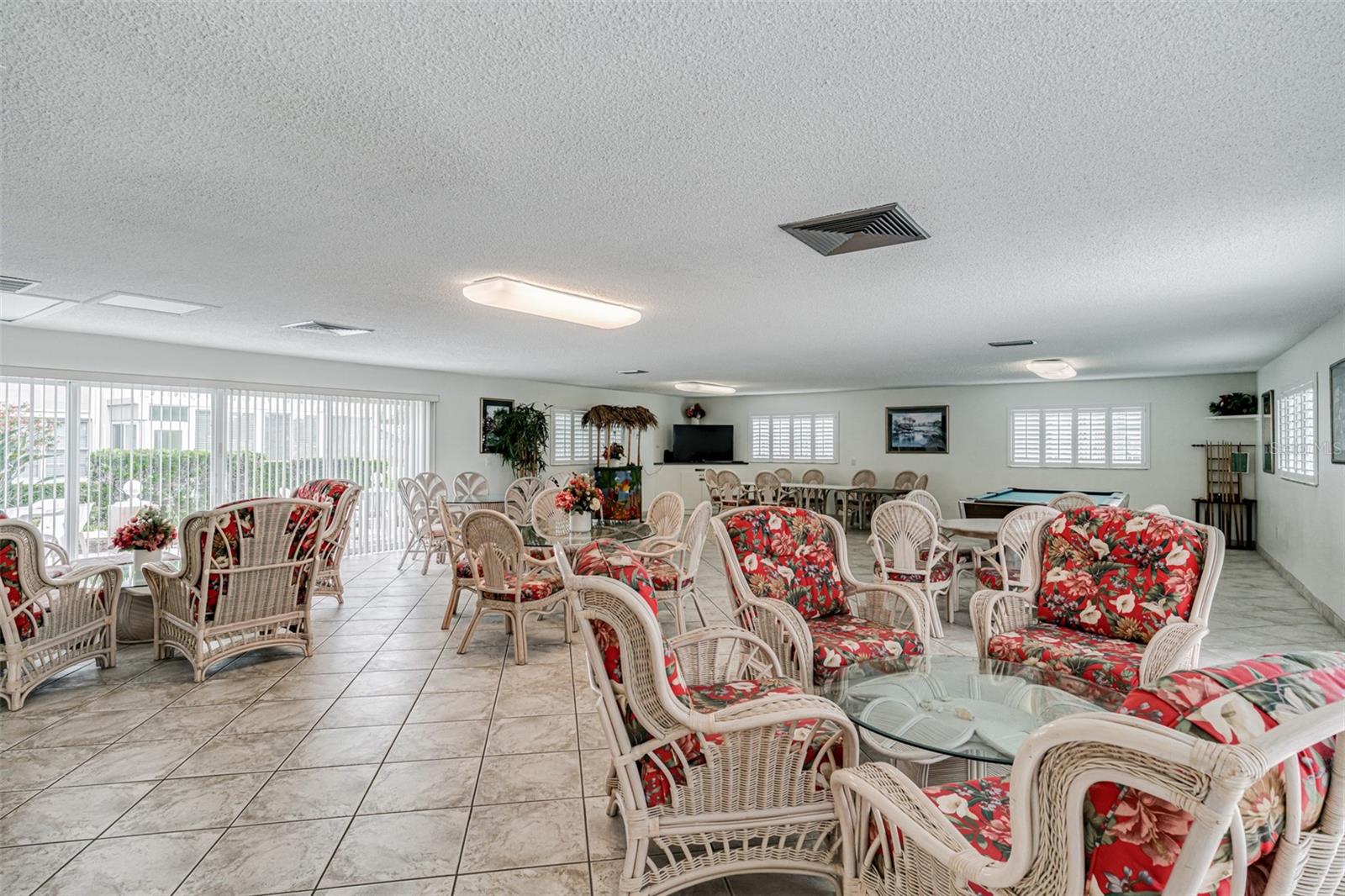 PORT BELLEAIR 2 CONDO - Residential