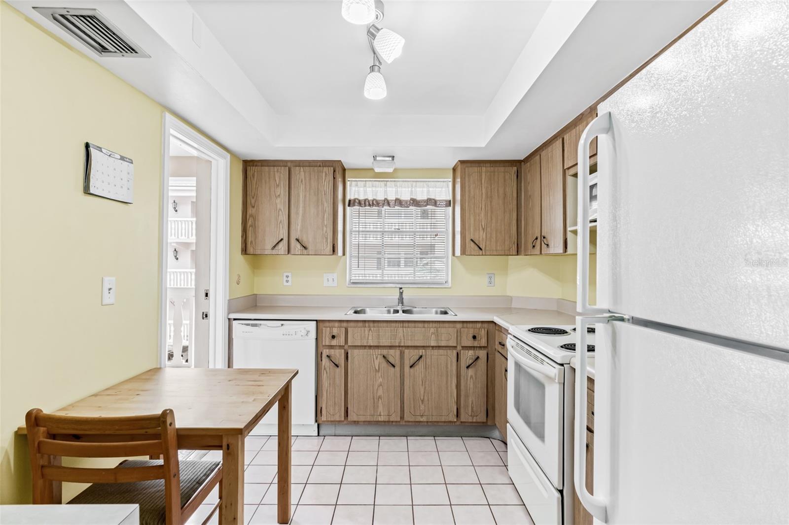 PORT BELLEAIR 2 CONDO - Residential