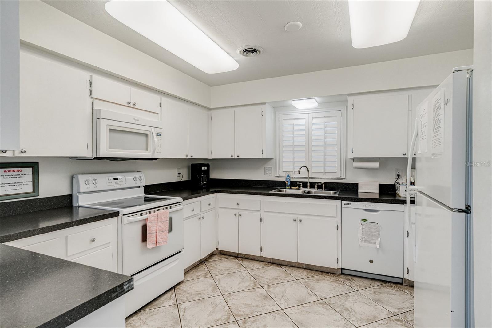 PORT BELLEAIR 2 CONDO - Residential