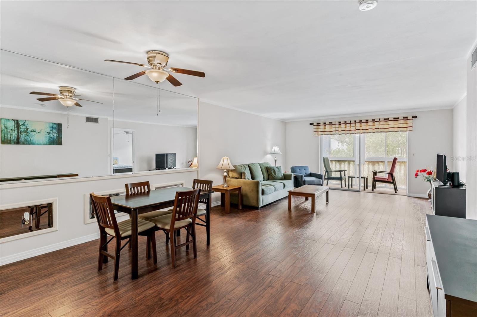 147 BLUFF VIEW DRIVE 206