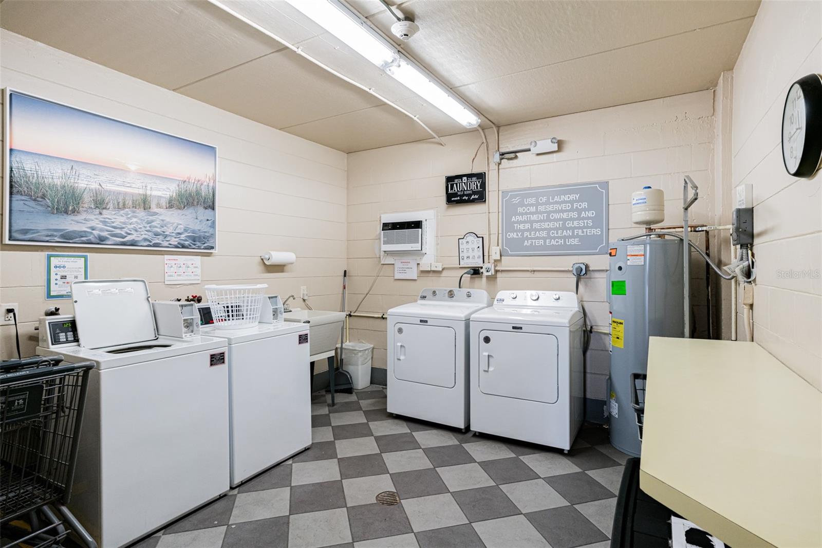 PORT BELLEAIR 2 CONDO - Residential