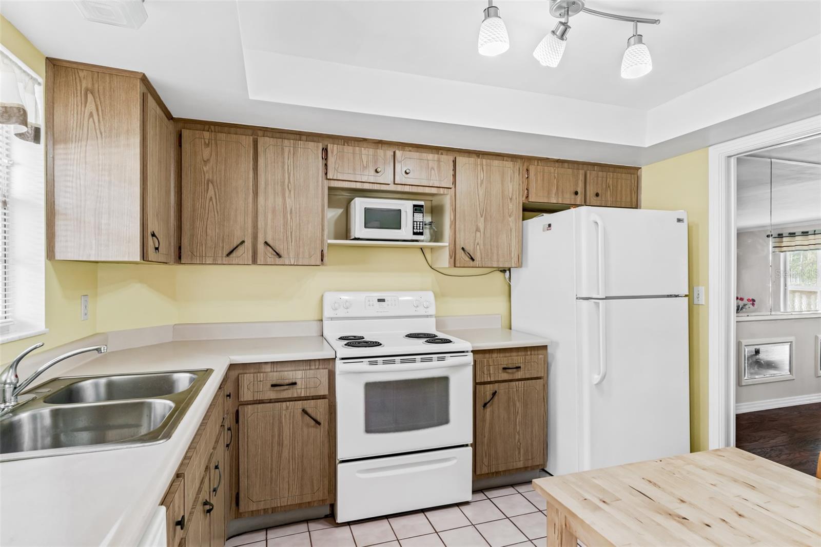 PORT BELLEAIR 2 CONDO - Residential