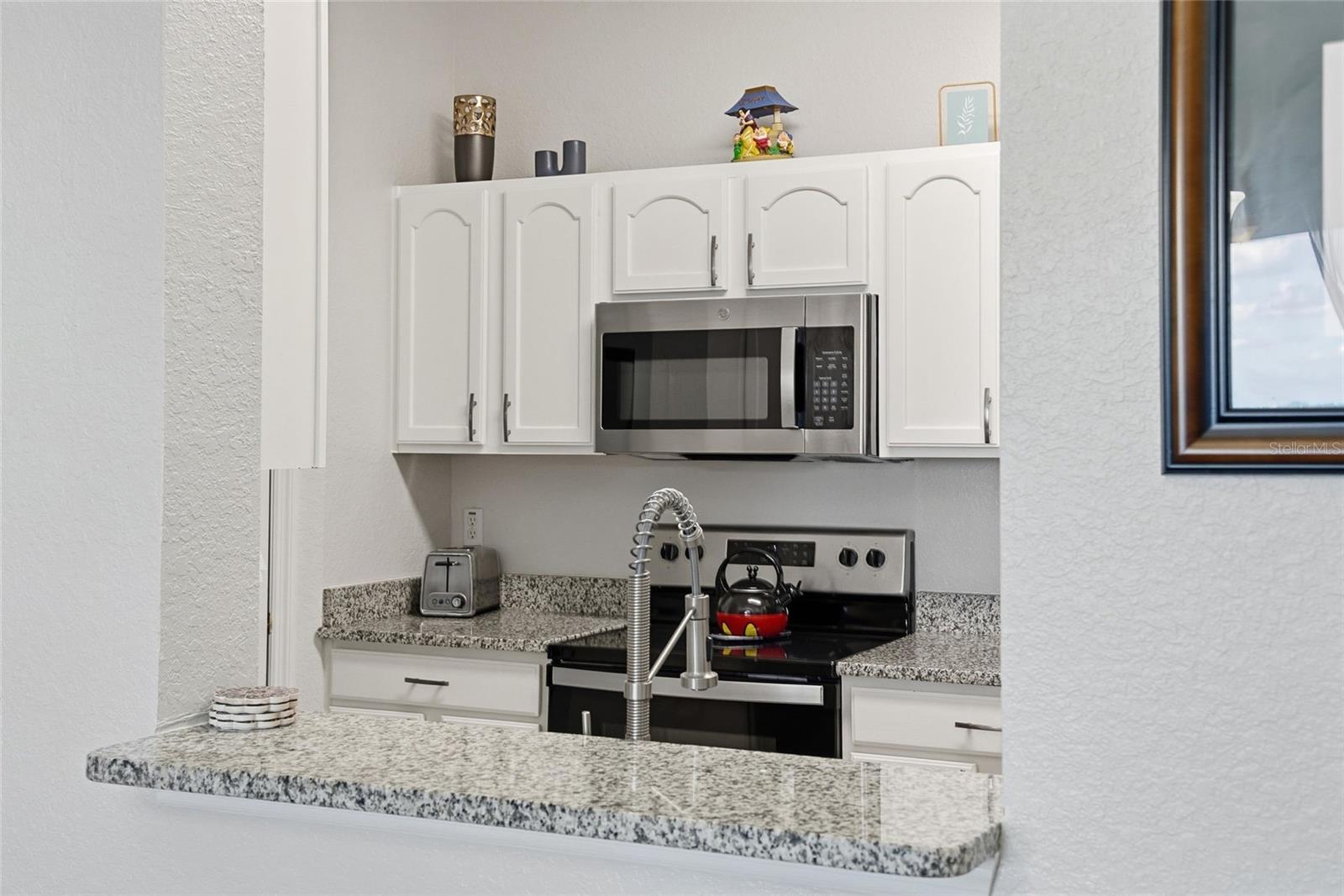 2778 ALMATON LOOP 402