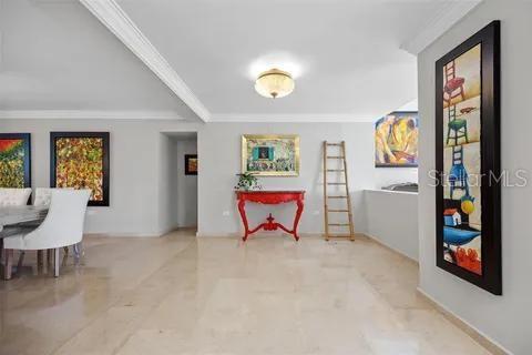 154 CALLE VIOLETA