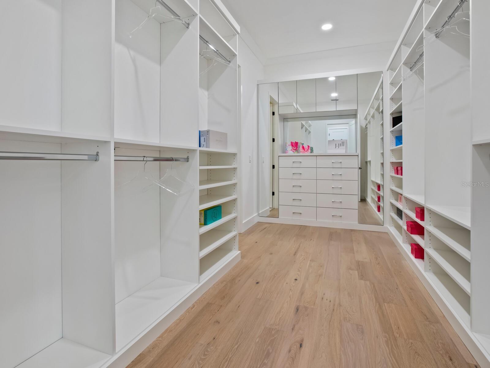 HARTSDALE - Residential