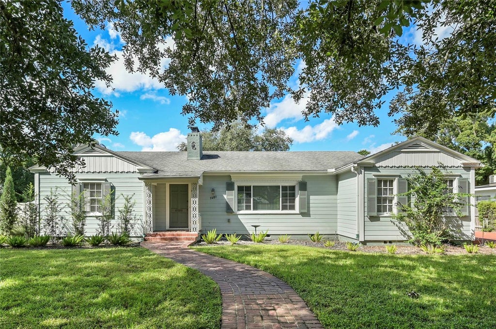 Photo of 1401 Pelham Road, Winter Park, FL 32789 (MLS # O6452727)