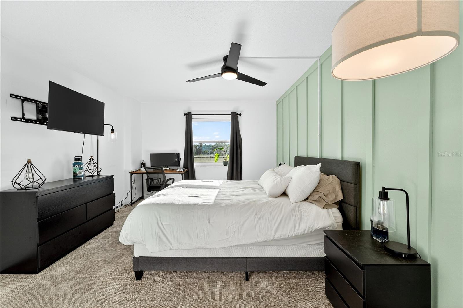 THREE PALMS POINTE CONDO - Residential