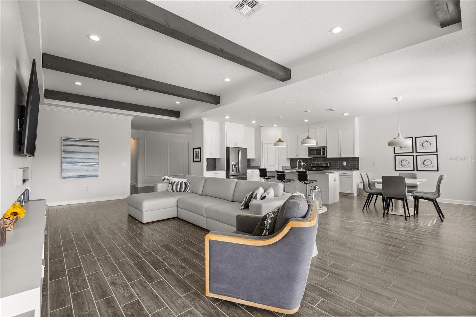 STOREY LAKE TR K - Residential