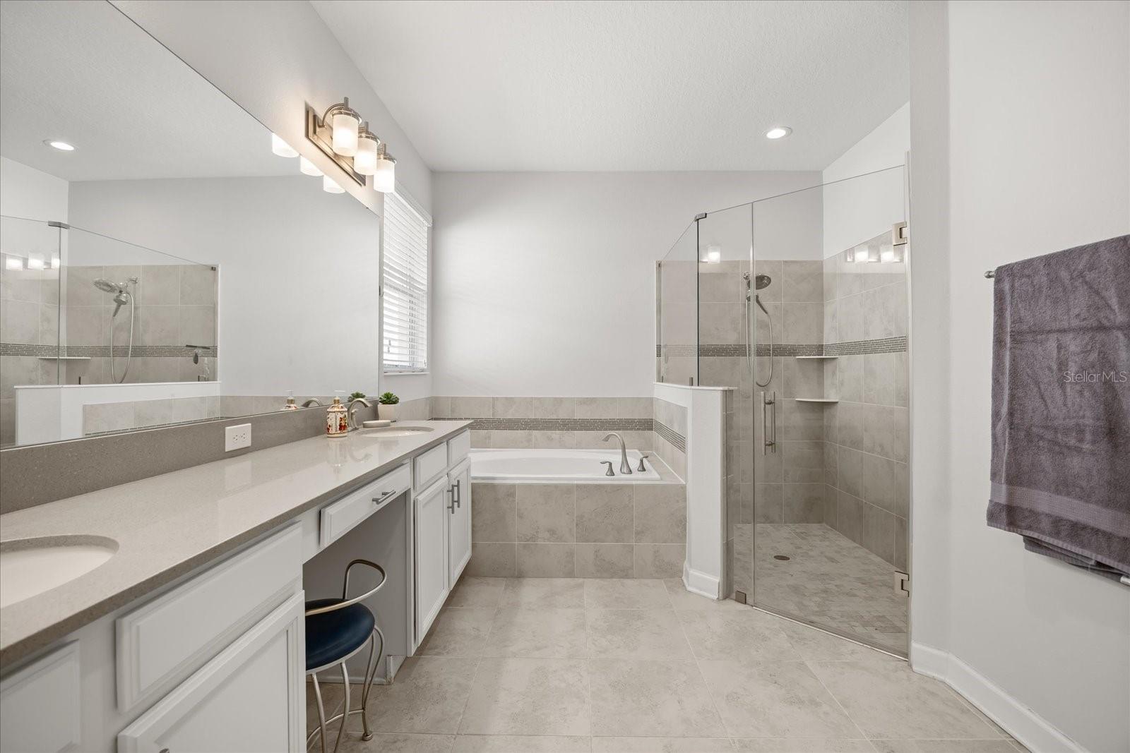 STOREY LAKE TR K - Residential