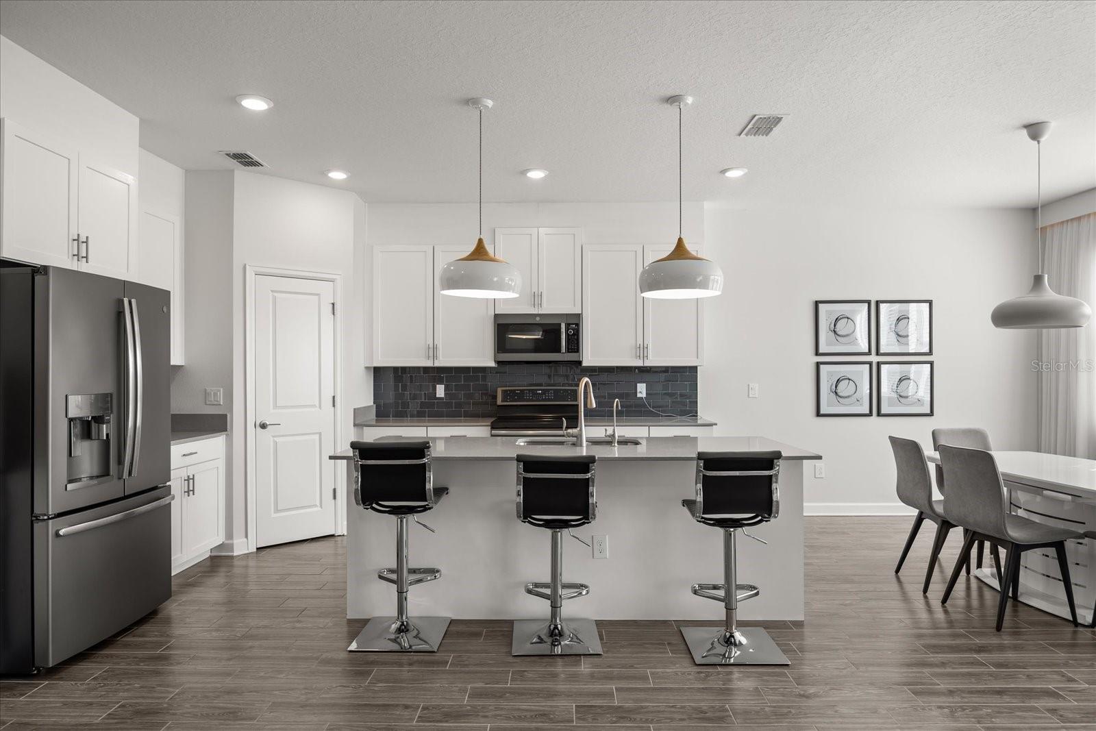 STOREY LAKE TR K - Residential