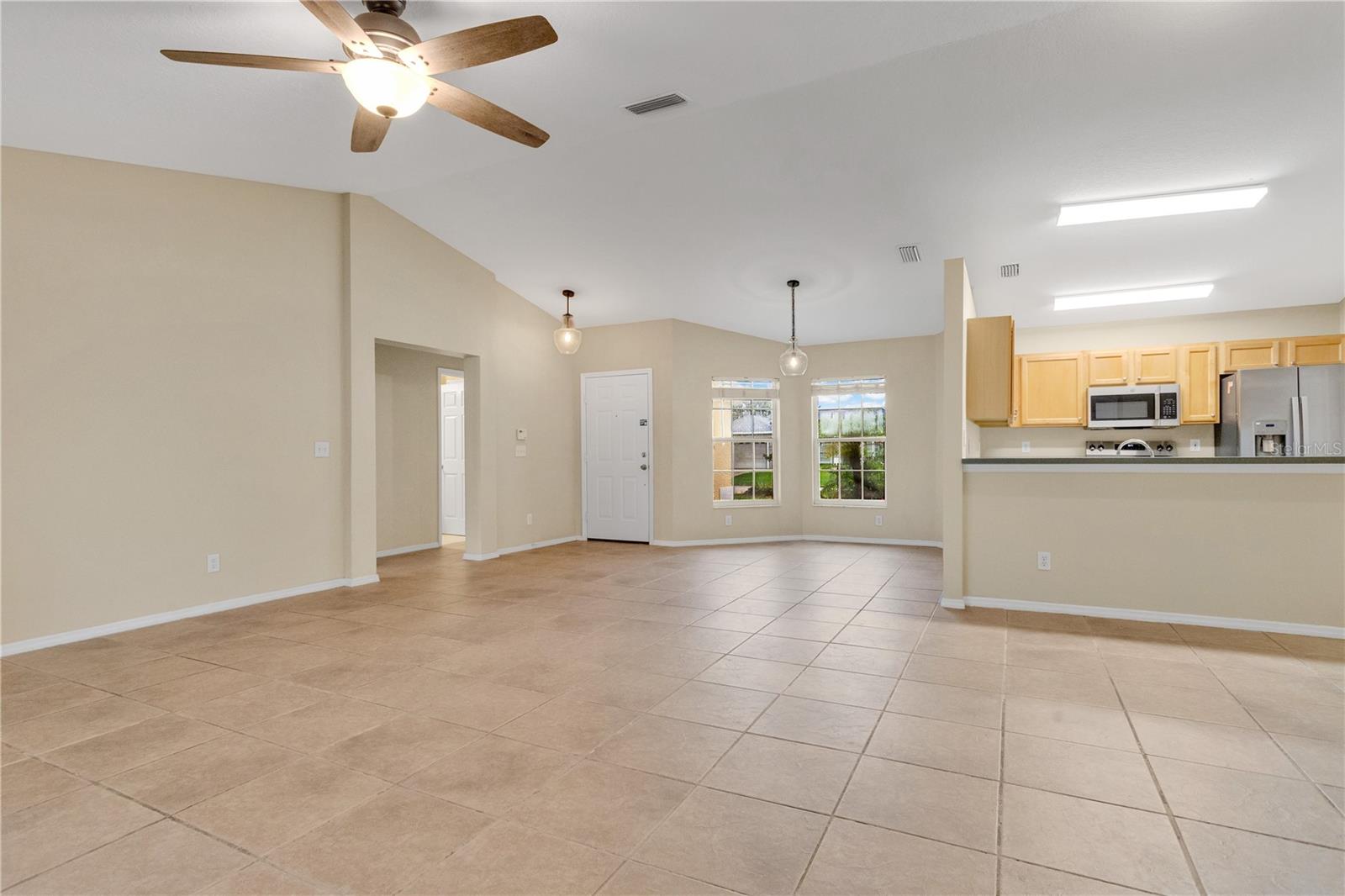 11813 COLYAR LANE
