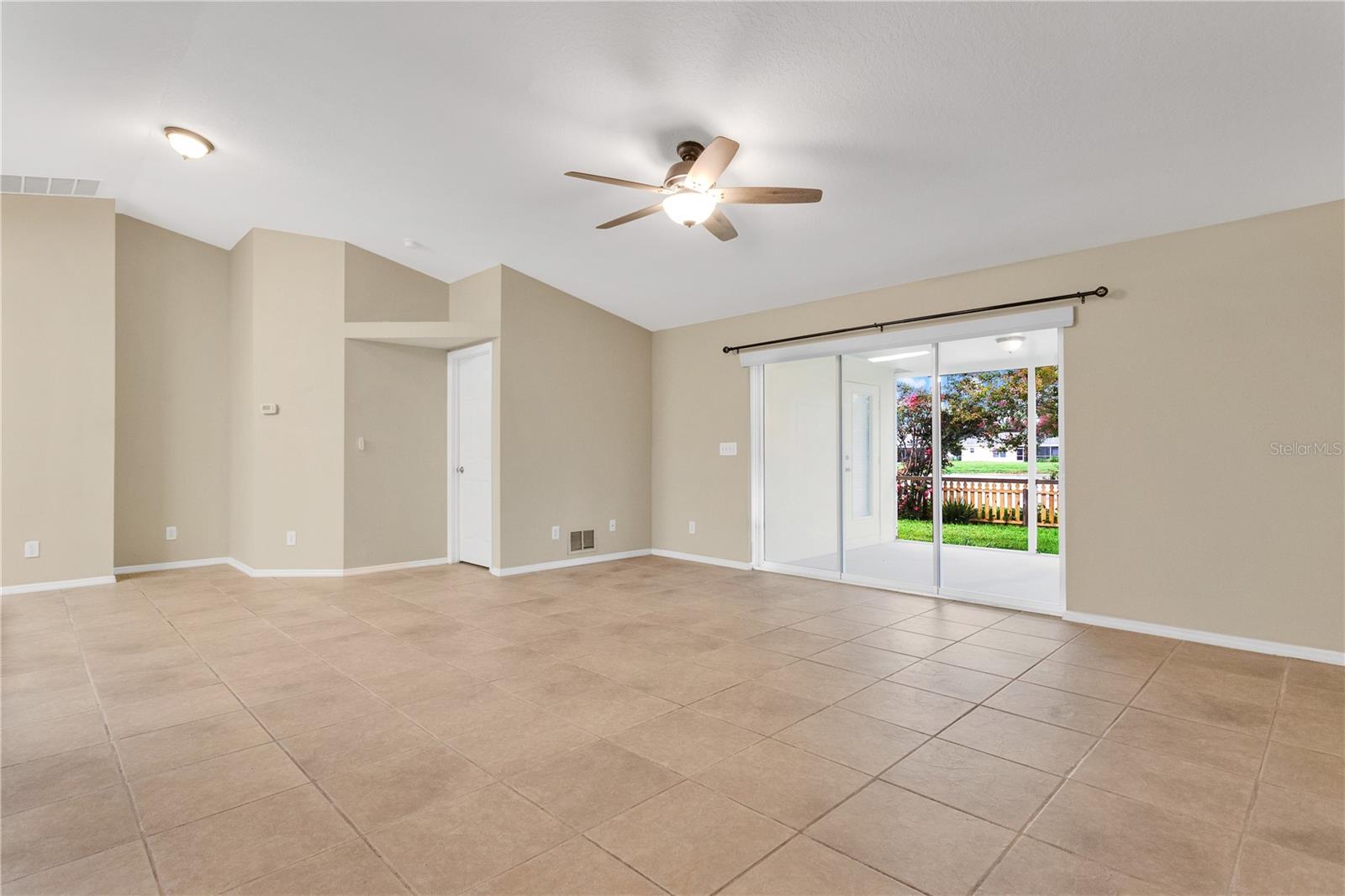 11813 COLYAR LANE