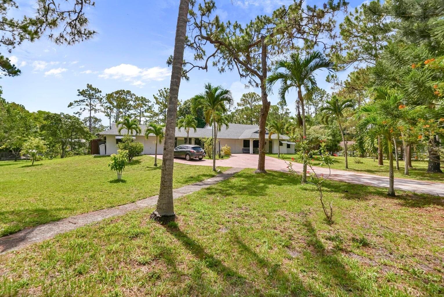 16476 107TH DRIVE N