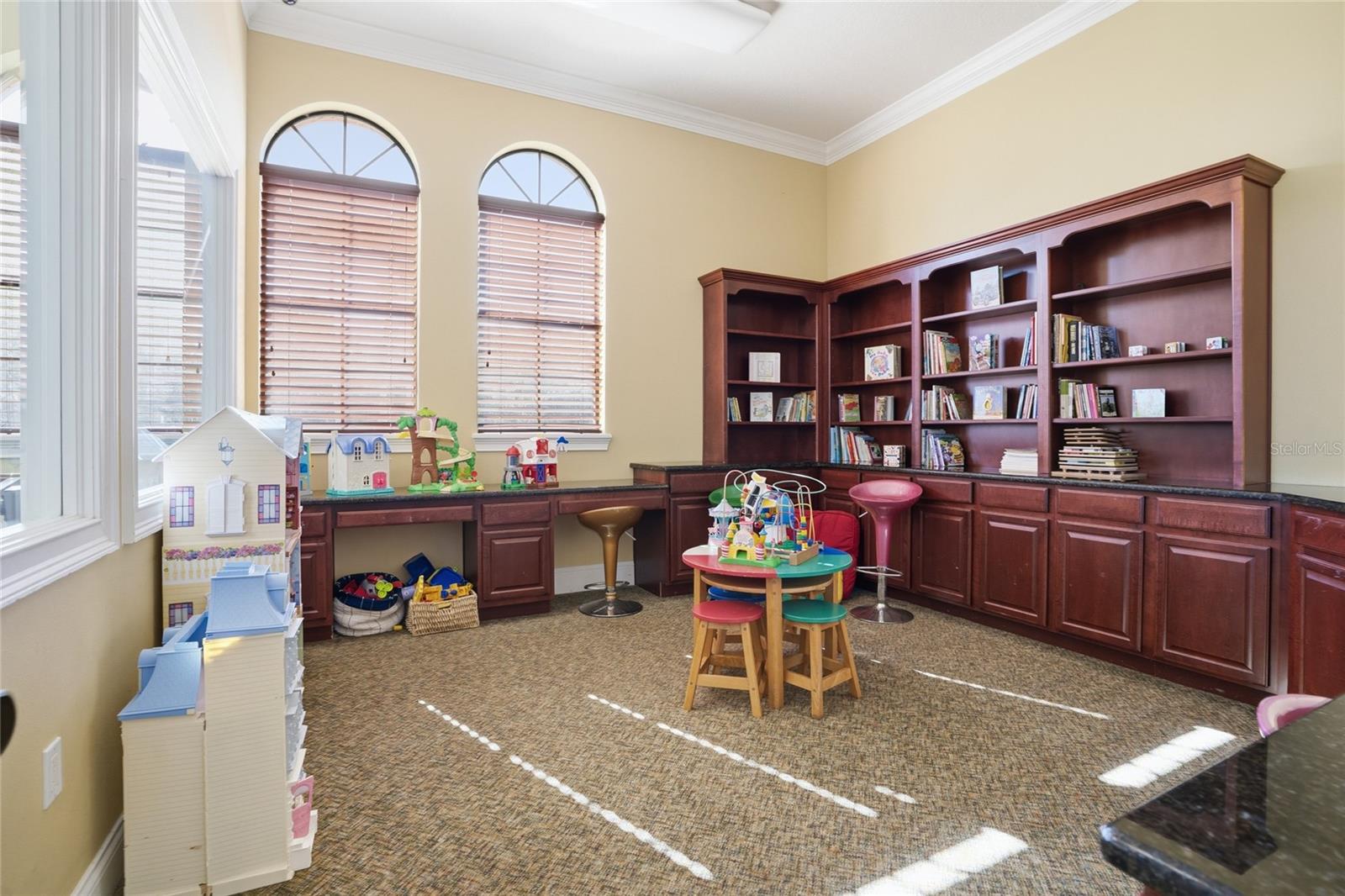 RIVIERA BELLA UN 9C - Residential