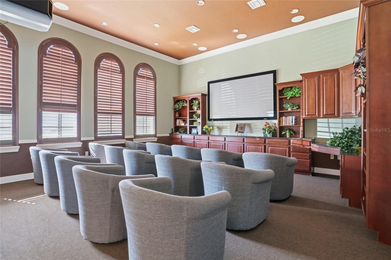 RIVIERA BELLA UN 9C - Residential