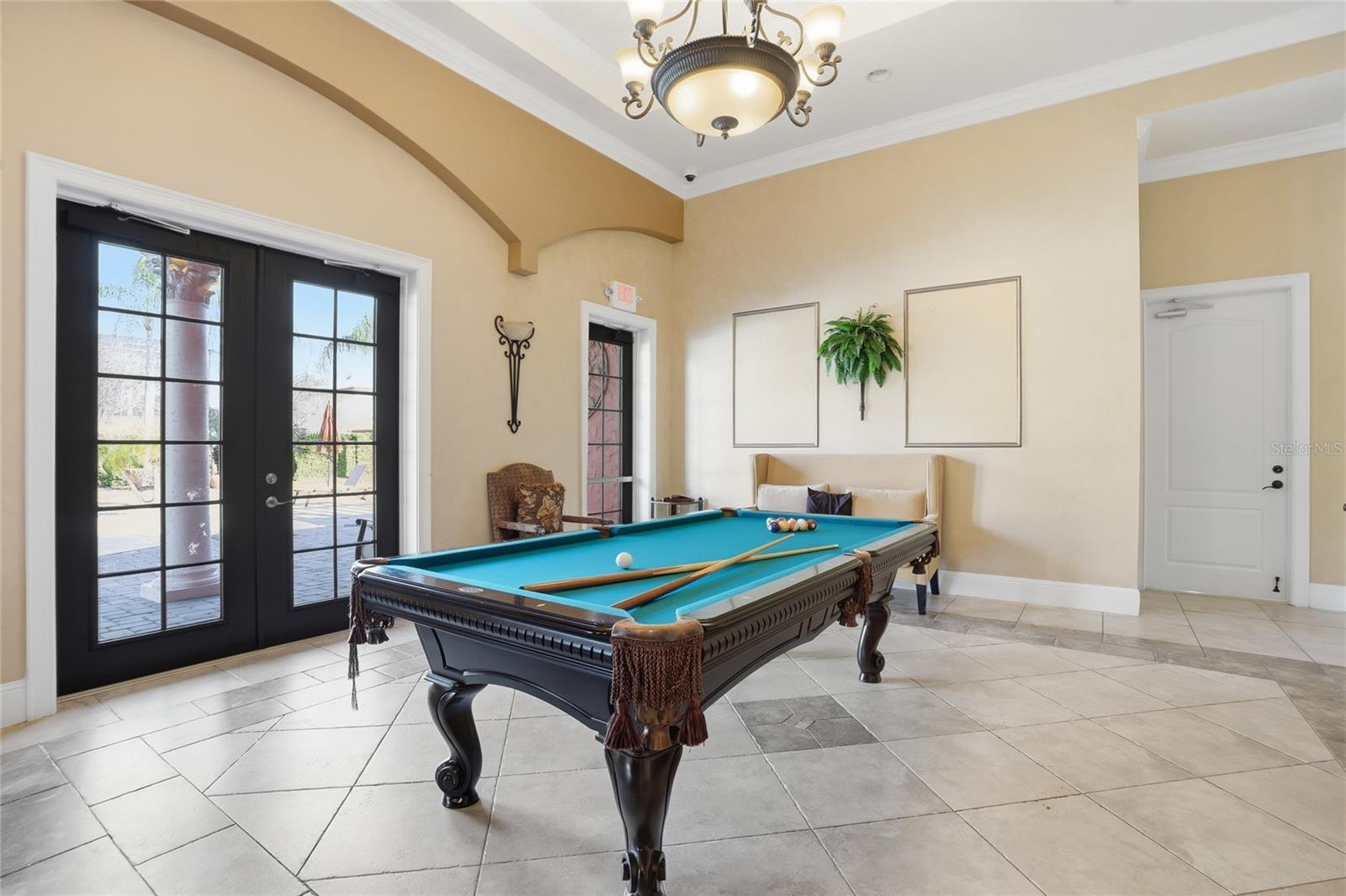 RIVIERA BELLA UN 9C - Residential