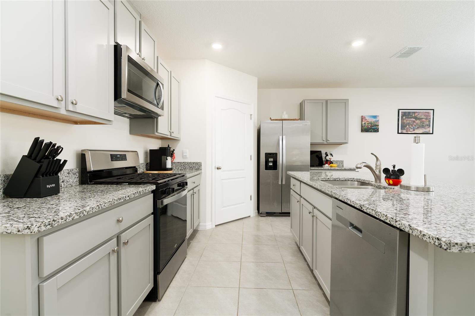 RIVIERA BELLA UN 9C - Residential