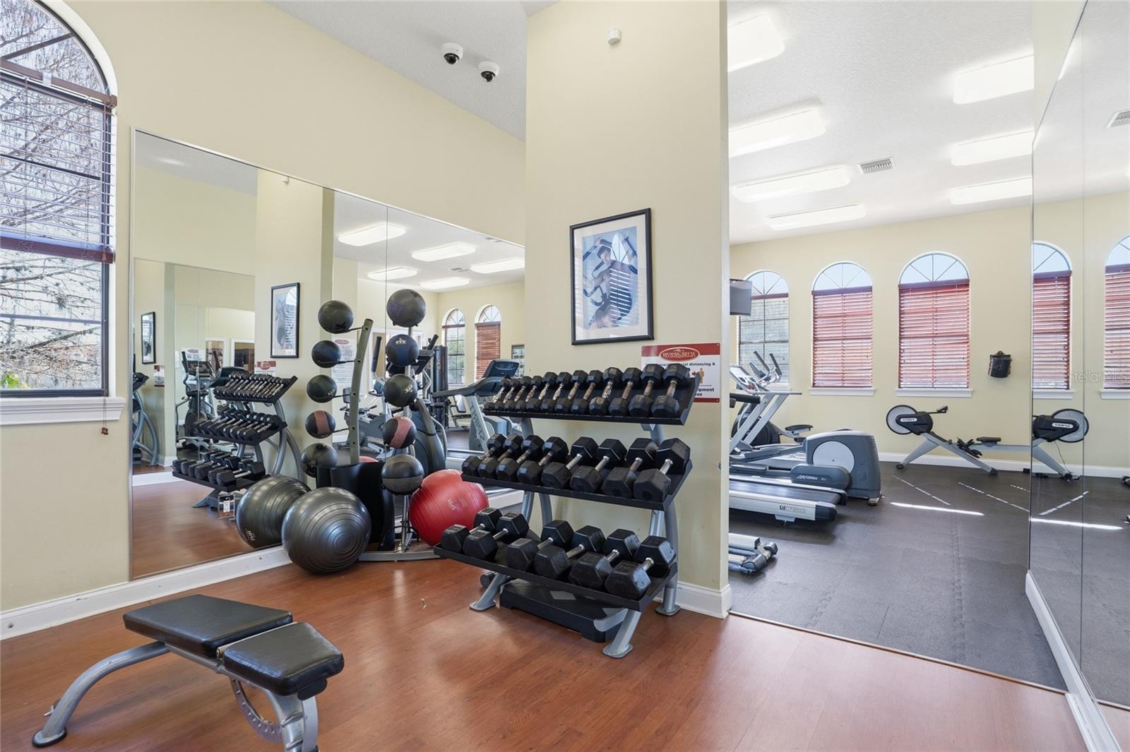 RIVIERA BELLA UN 9C - Residential