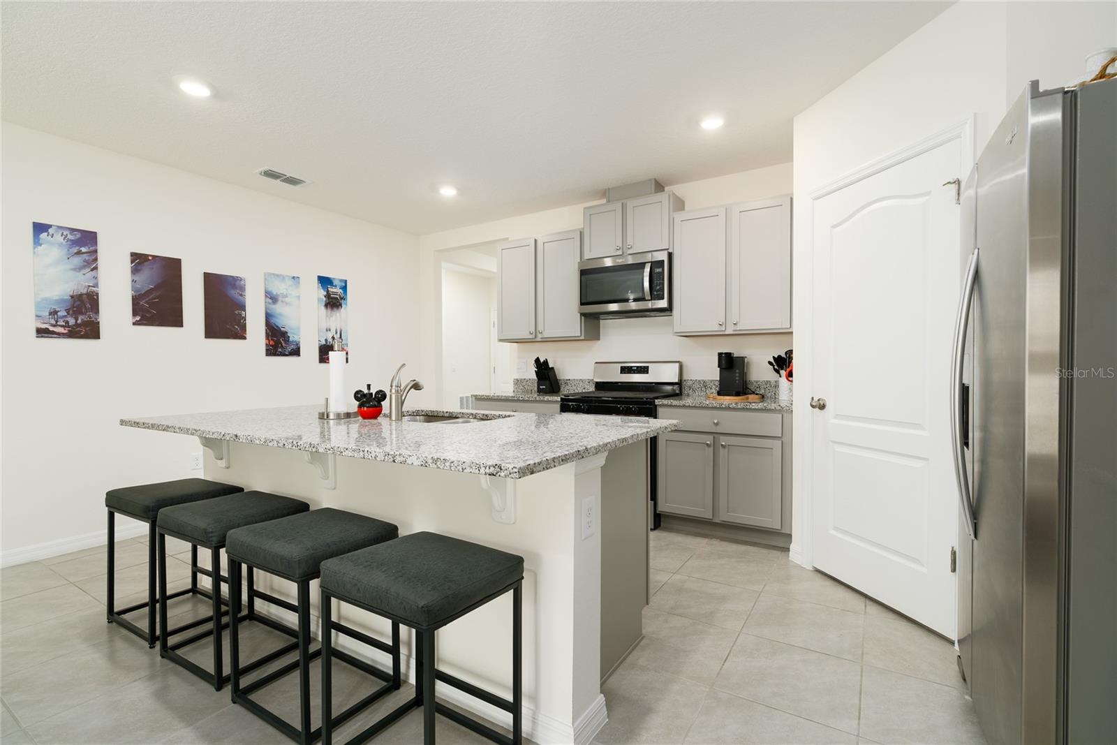 RIVIERA BELLA UN 9C - Residential