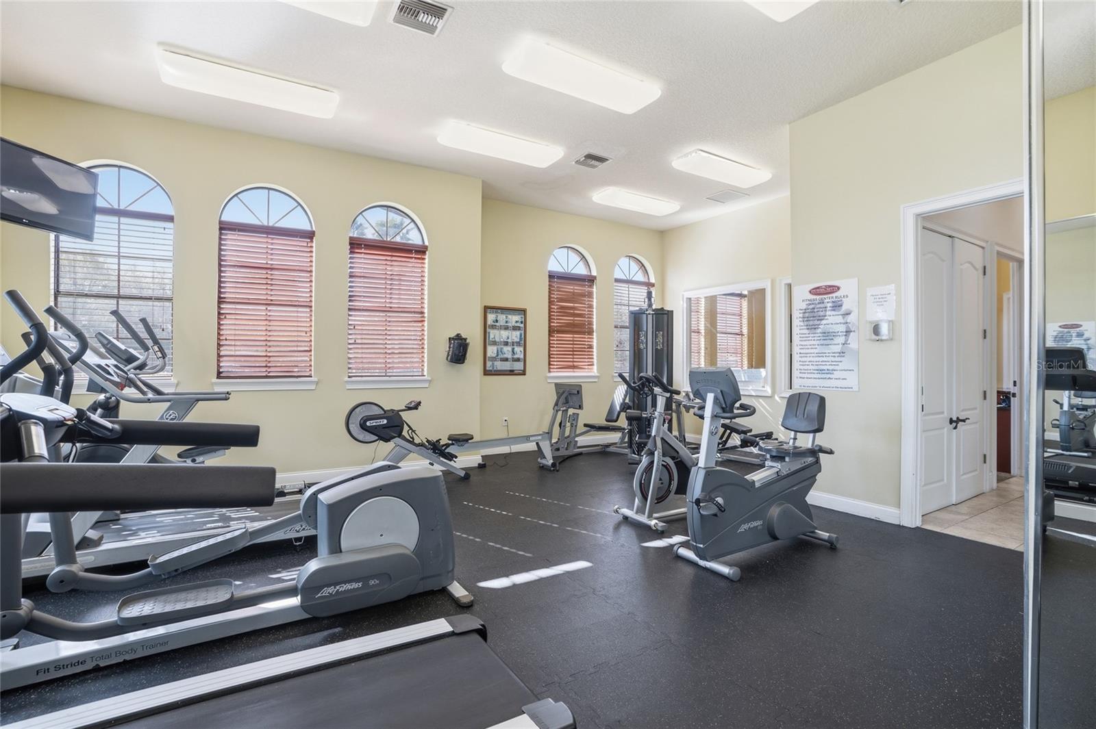 RIVIERA BELLA UN 9C - Residential