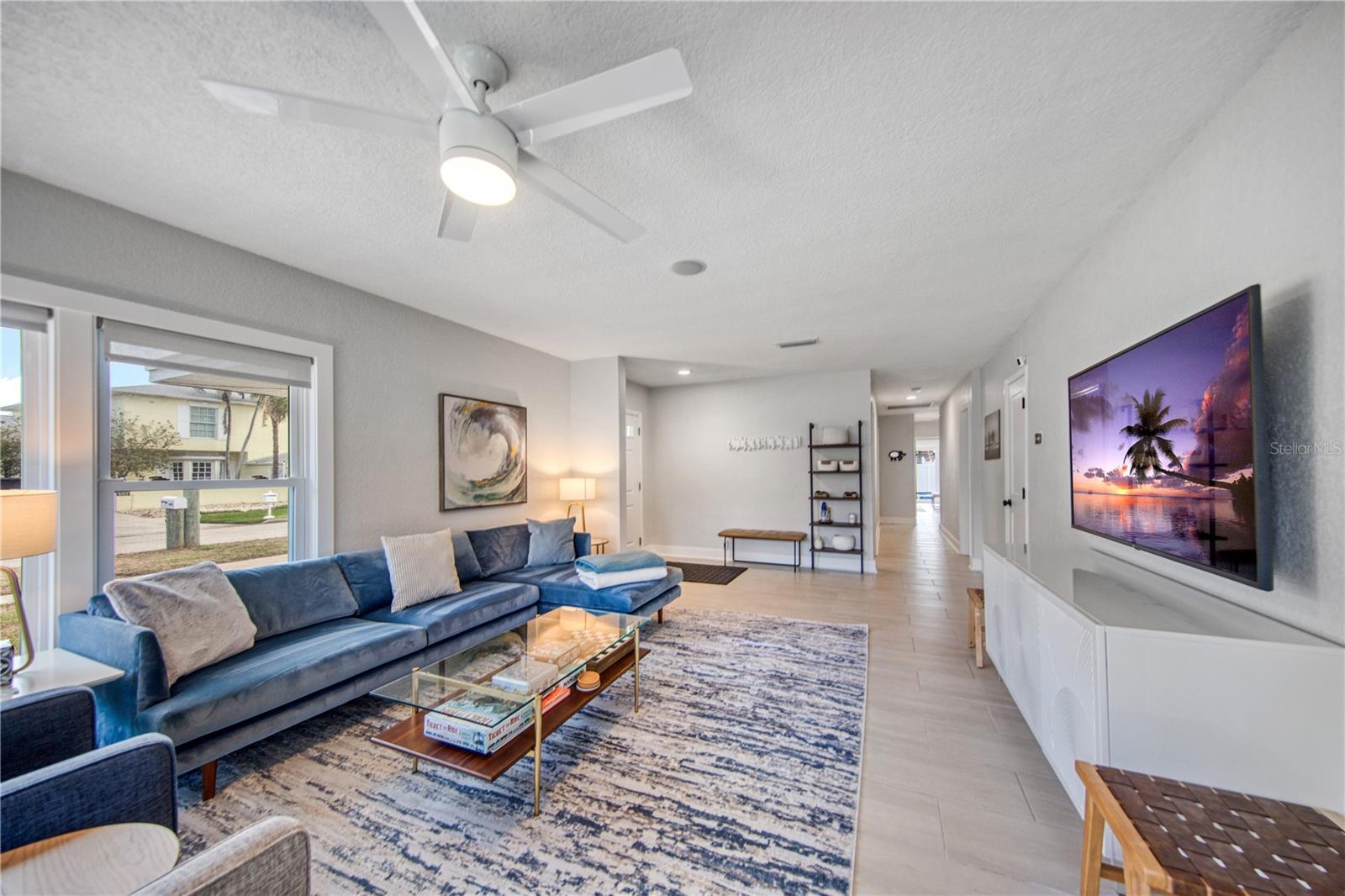 1018 BAY ESPLANADE