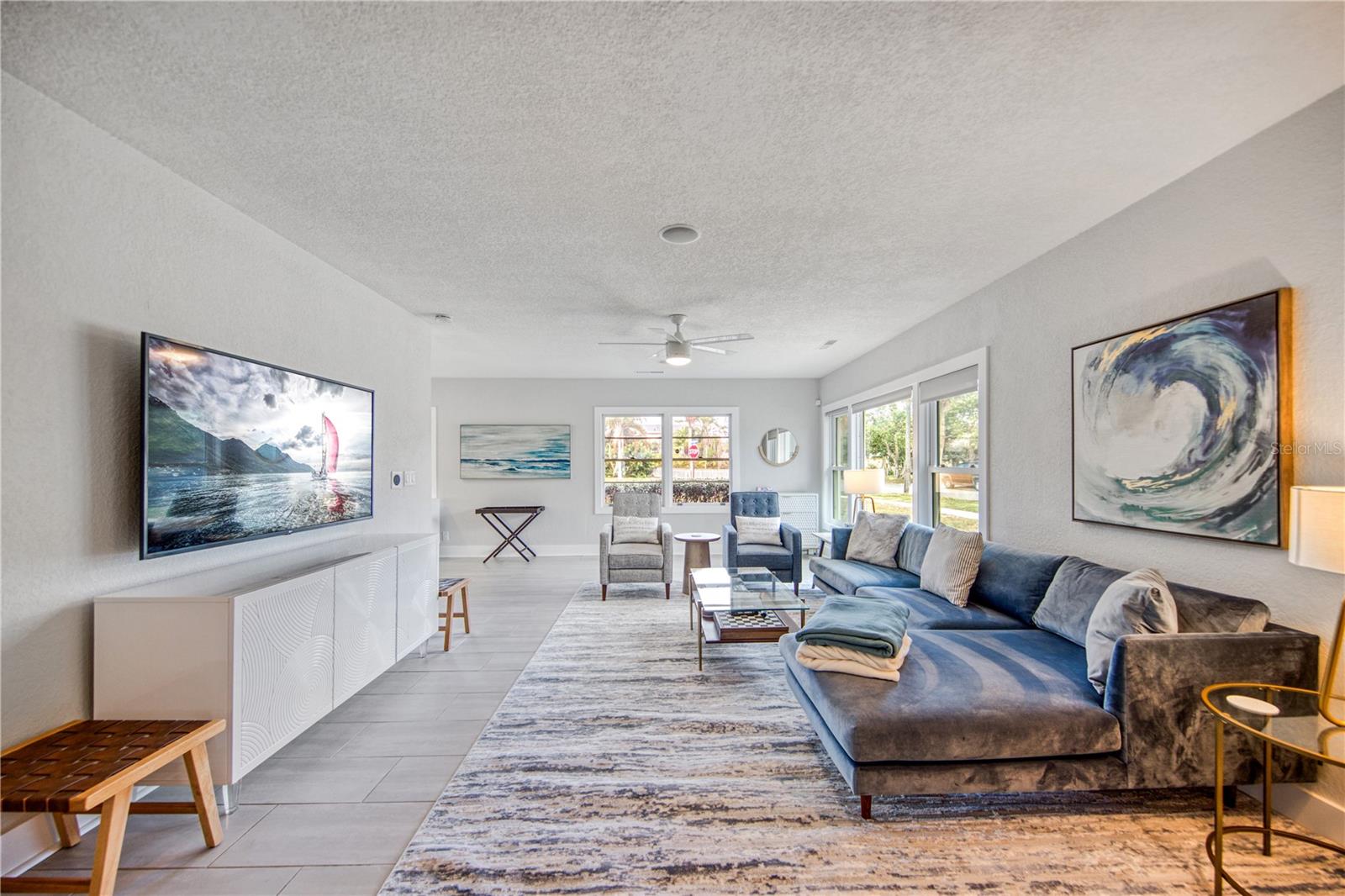 1018 BAY ESPLANADE