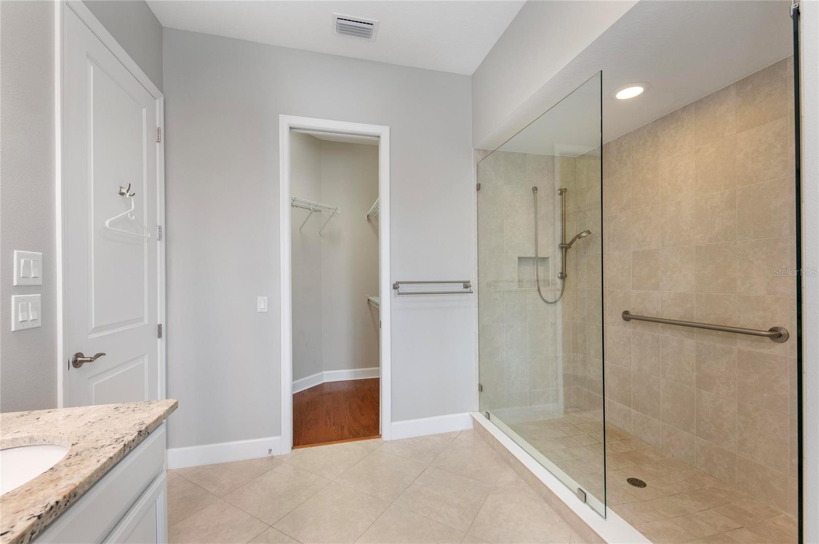 HARBOUR ISLE - EDGEWATER WALK - Residential